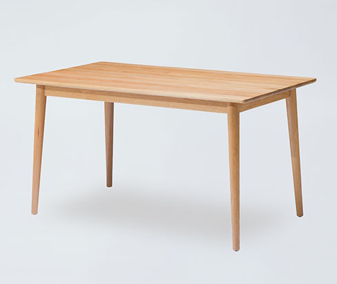 natural wood rectangle dining table